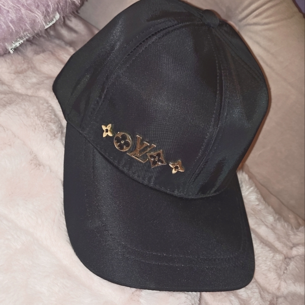 Louis Vuitton Black Hat